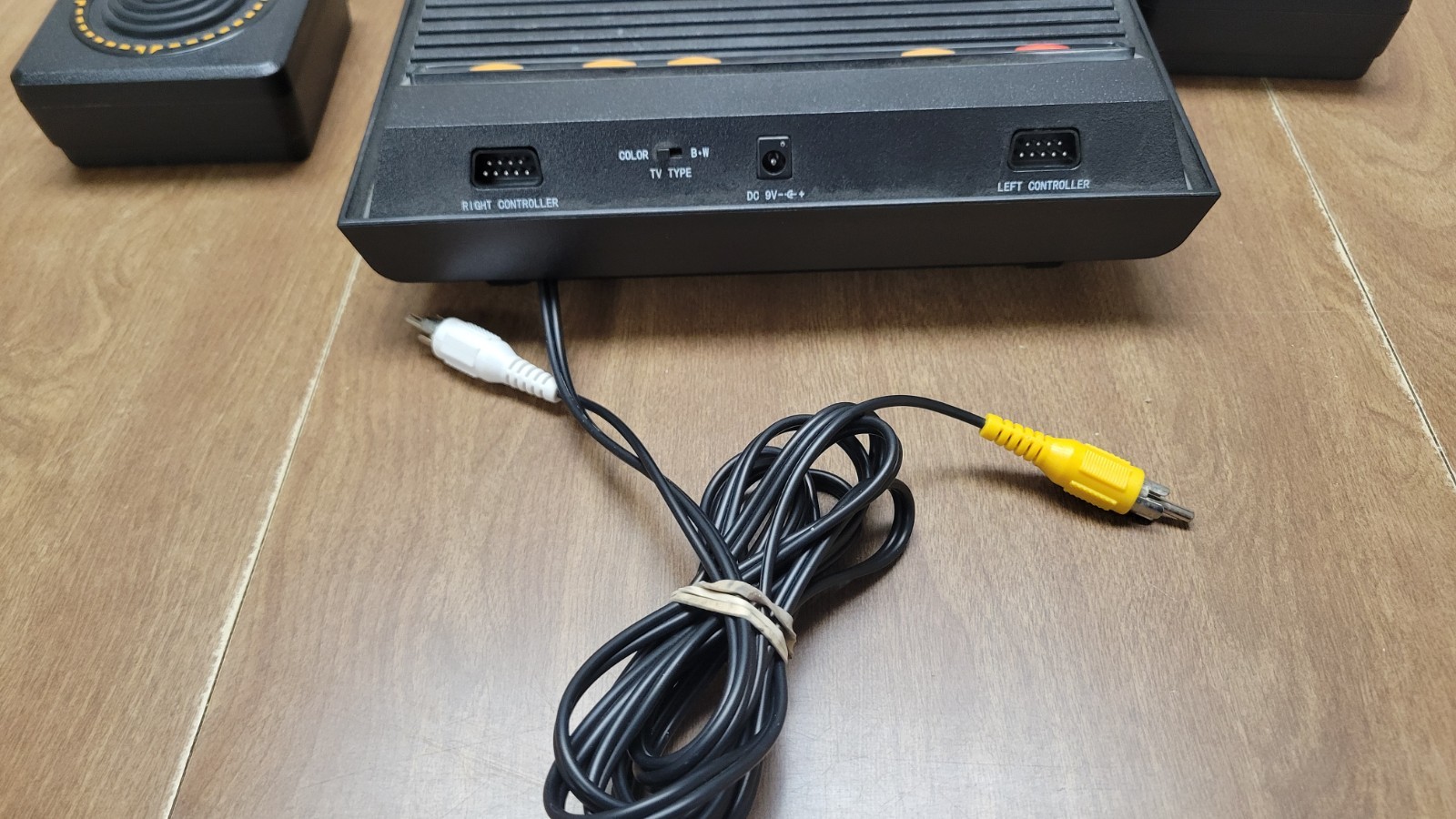 Atari Flashback 2 Classic Console With Joysticks And All Cords Tested And Works