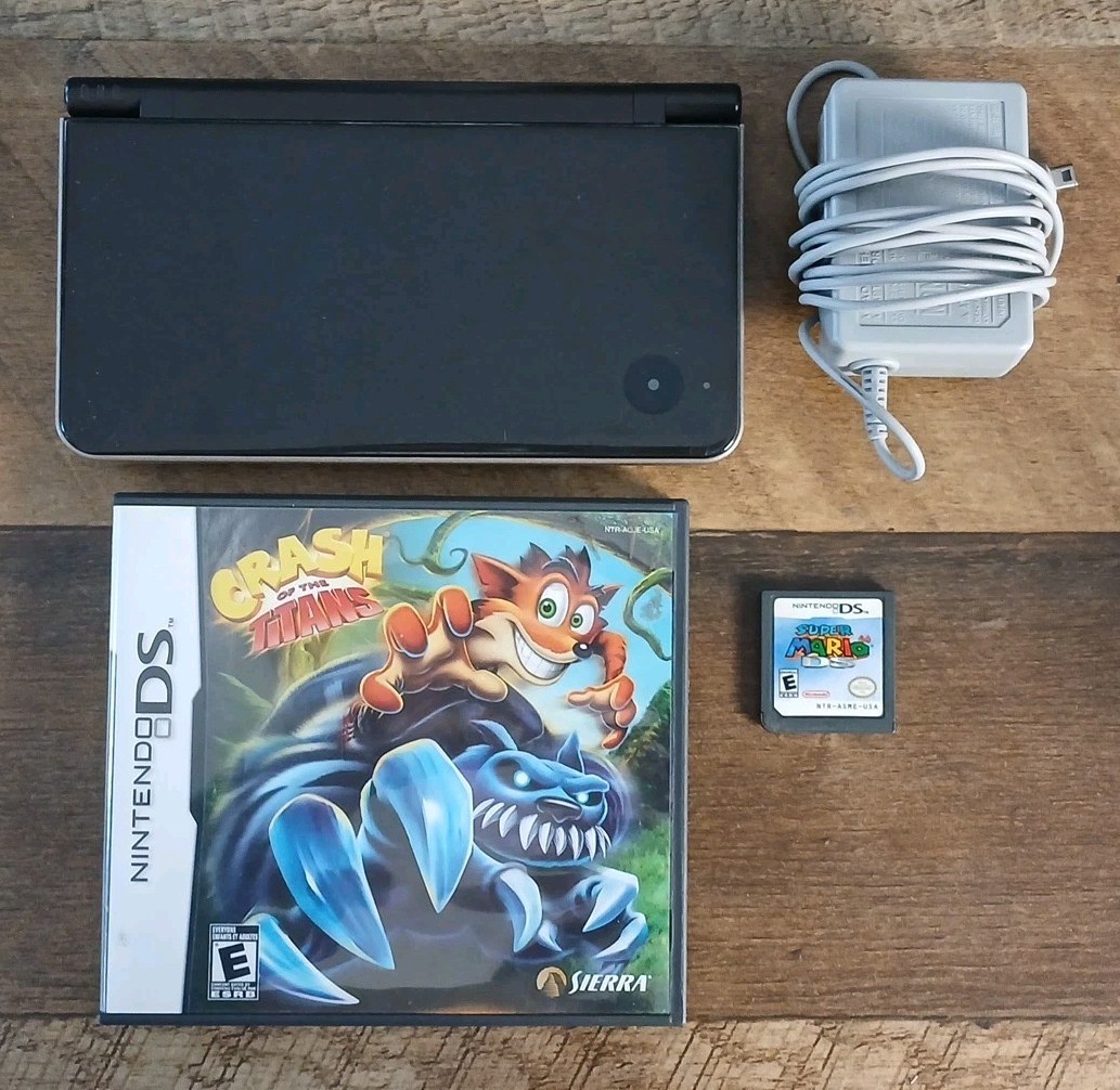 Nintendo DSi XL Handheld Game Console UTL-001 Bronze With 2 Games – Tested
