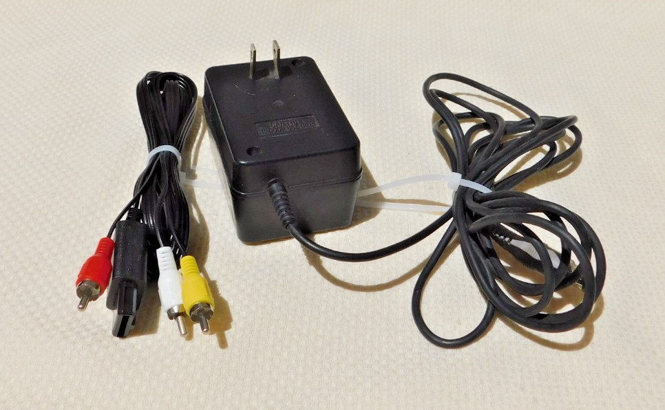 Super Nintendo SNES Console SNS-001 Controller, Power Cord, & AV Cables Tested