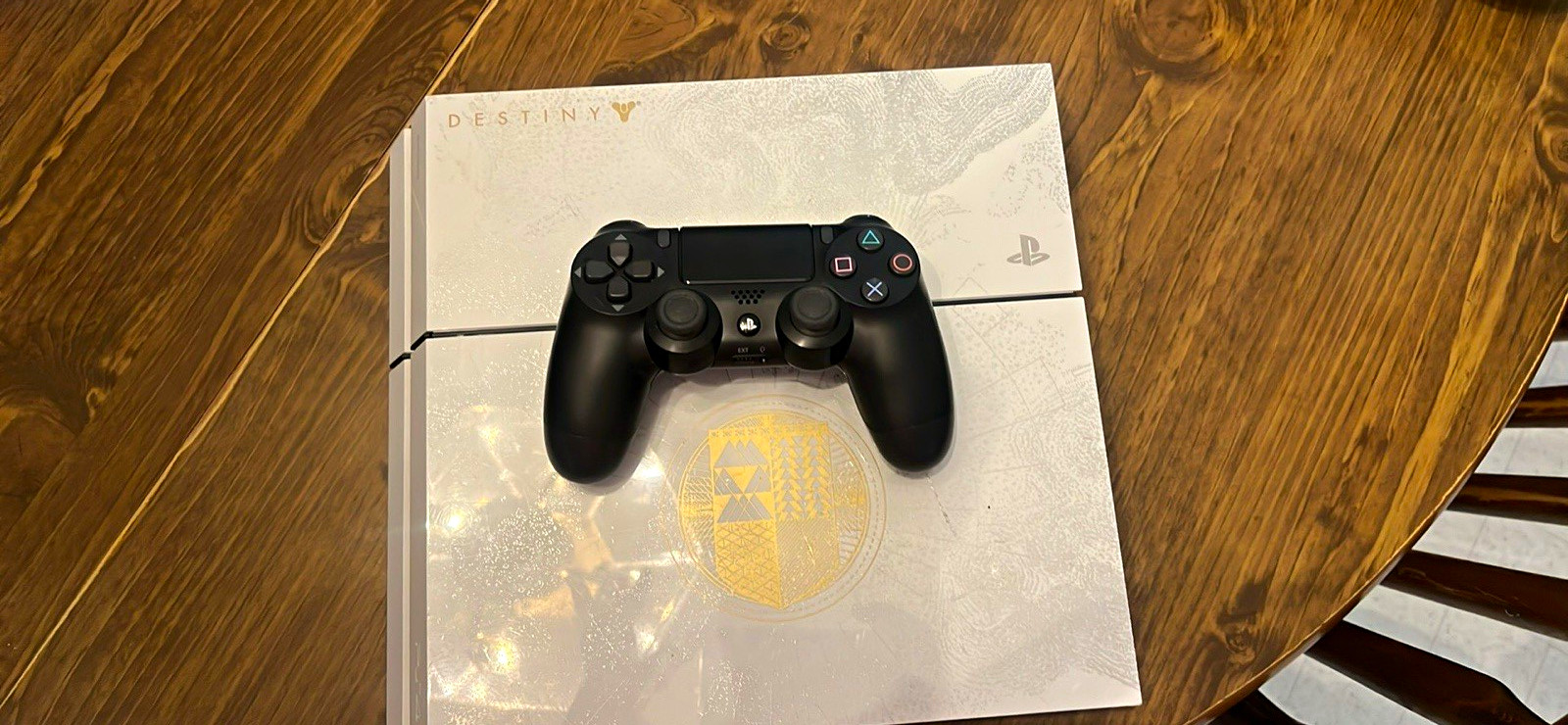 Sony PlayStation 4 PS4 Destiny Limited Edition White/Gold 500GB CUH-1115A 2014