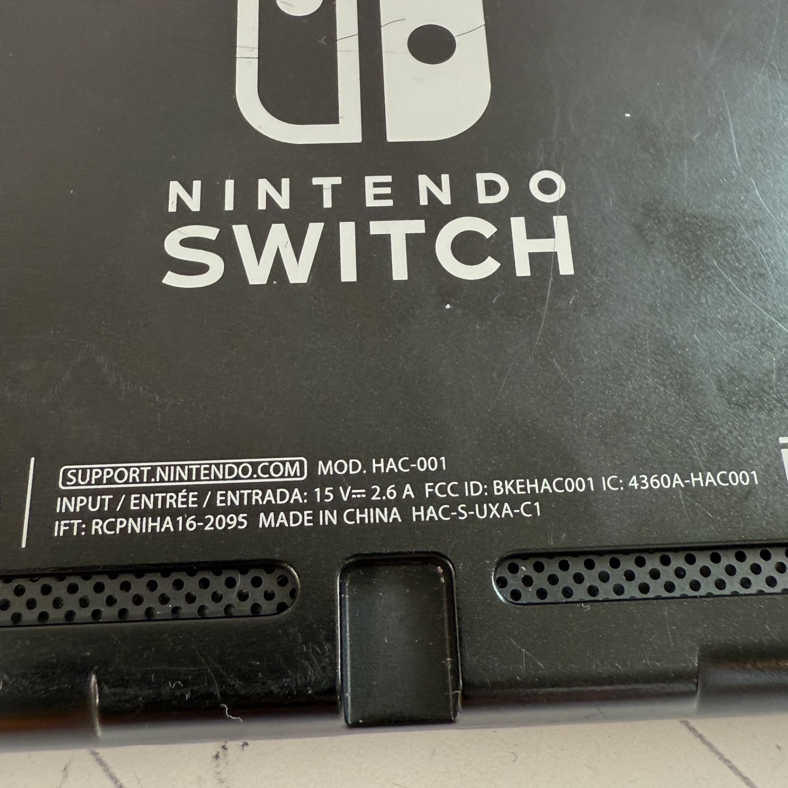 Nintendo Switch Model HAC-001 Console – 32GB + 32GB microSD See Photos! #H975