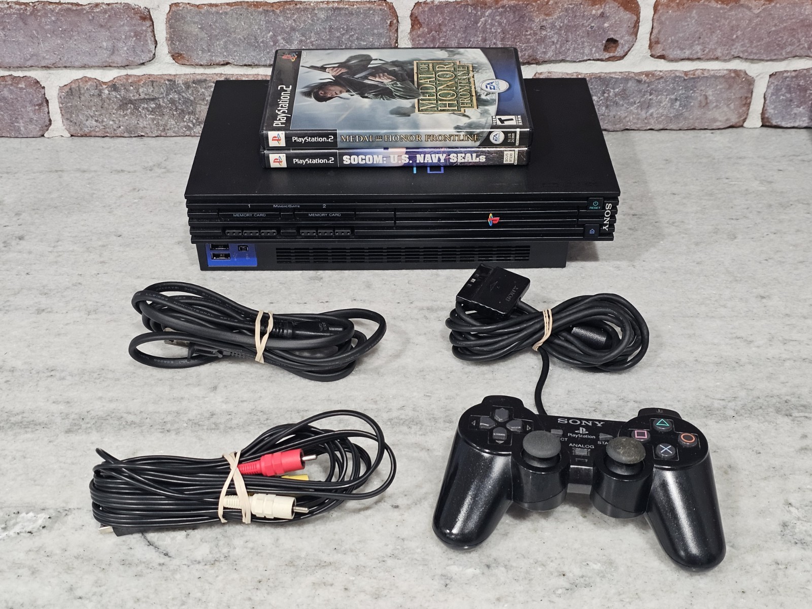 Sony PlayStation 2 PS2 SCPH-39001 Console w/ Controller + Games Tested Works