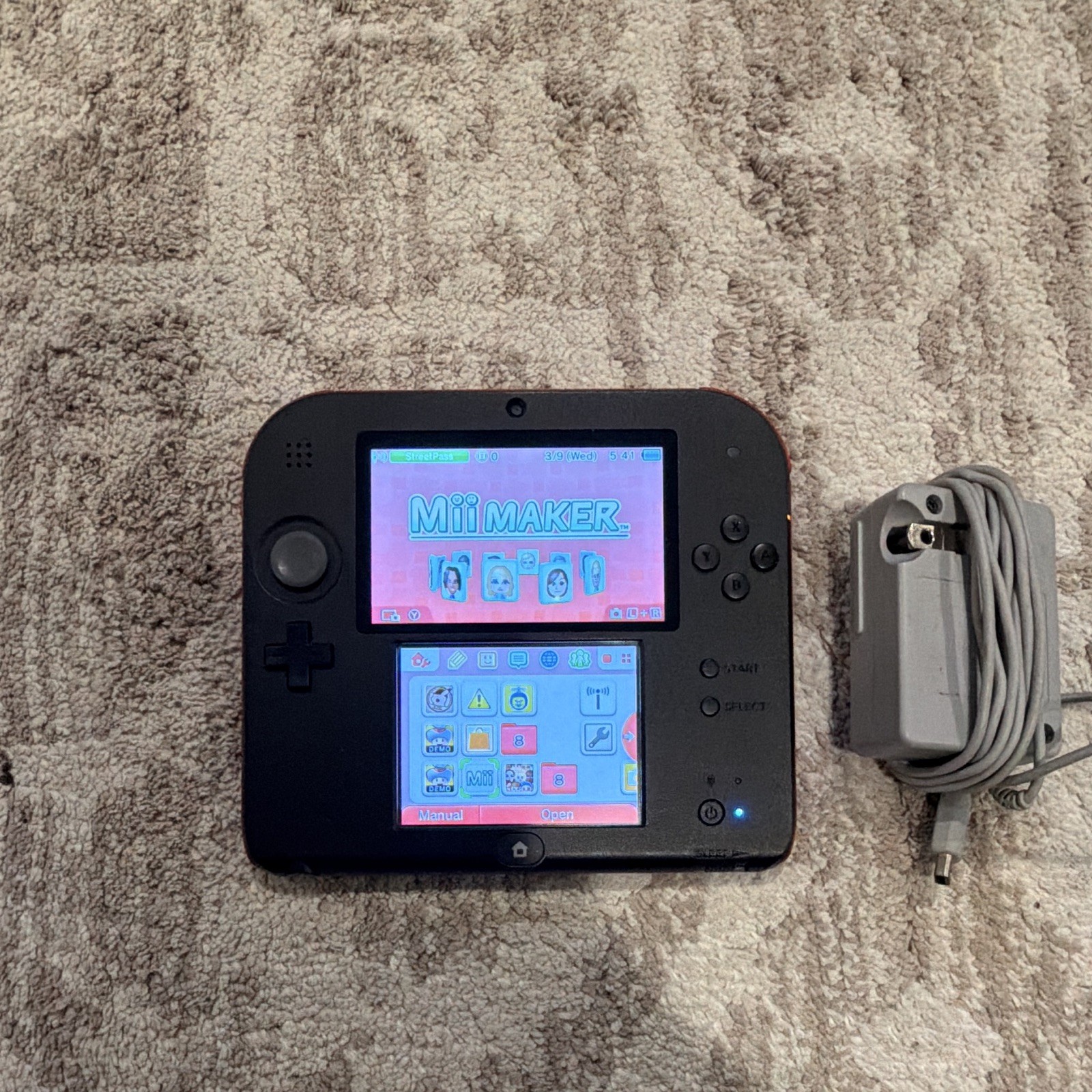 Nintendo 2DS Handheld Console Black/Red Wi-Fi 4GB Region Free w/ Charger