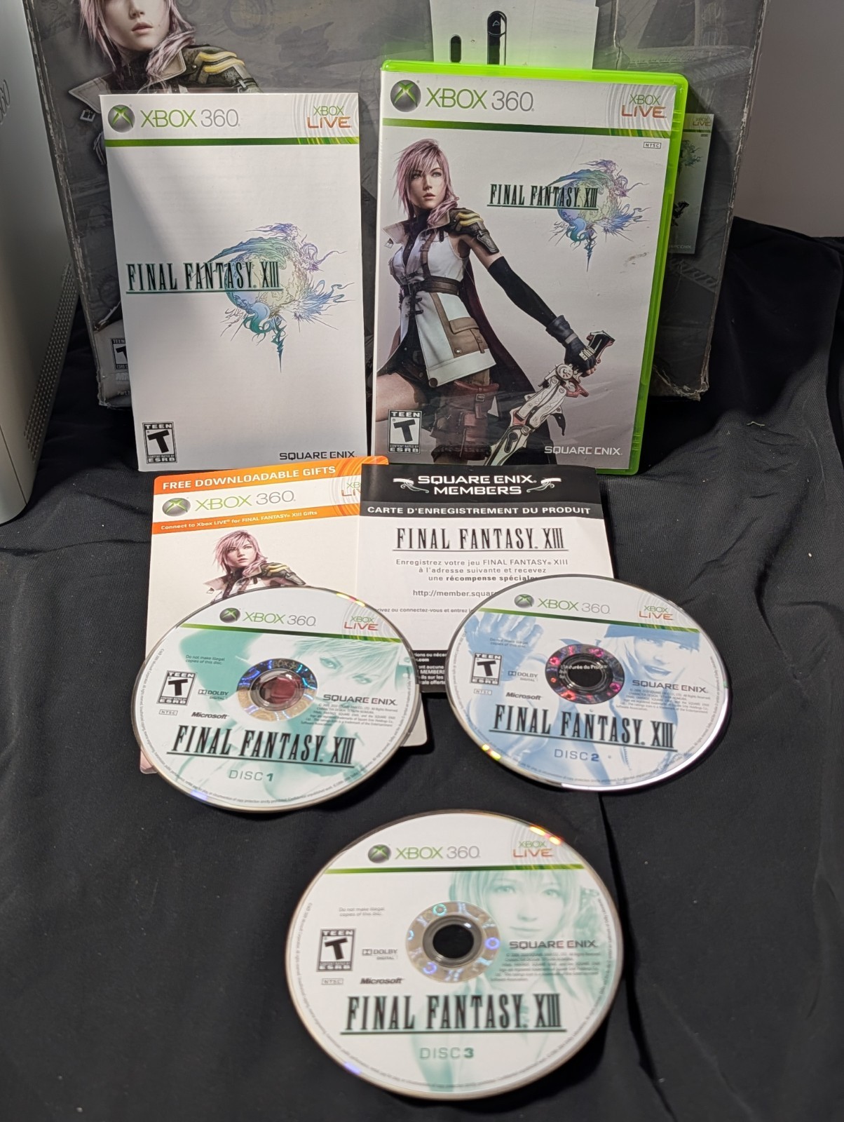 Xbox 360 Special Edition Final Fantasy XIII Console Bundle 250GB Near-Mint Set