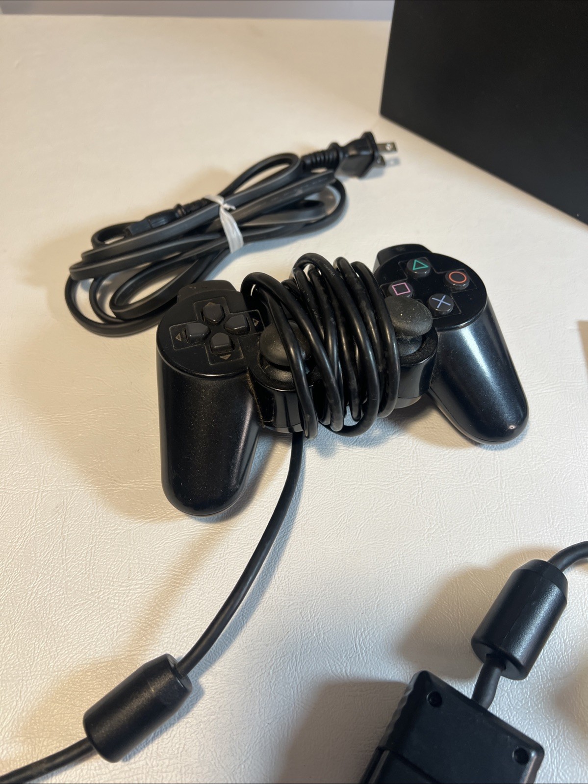 Sony PlayStation2 SCPH-30000 Console 2 Controller, Wires, Memory Card, Multi Tap