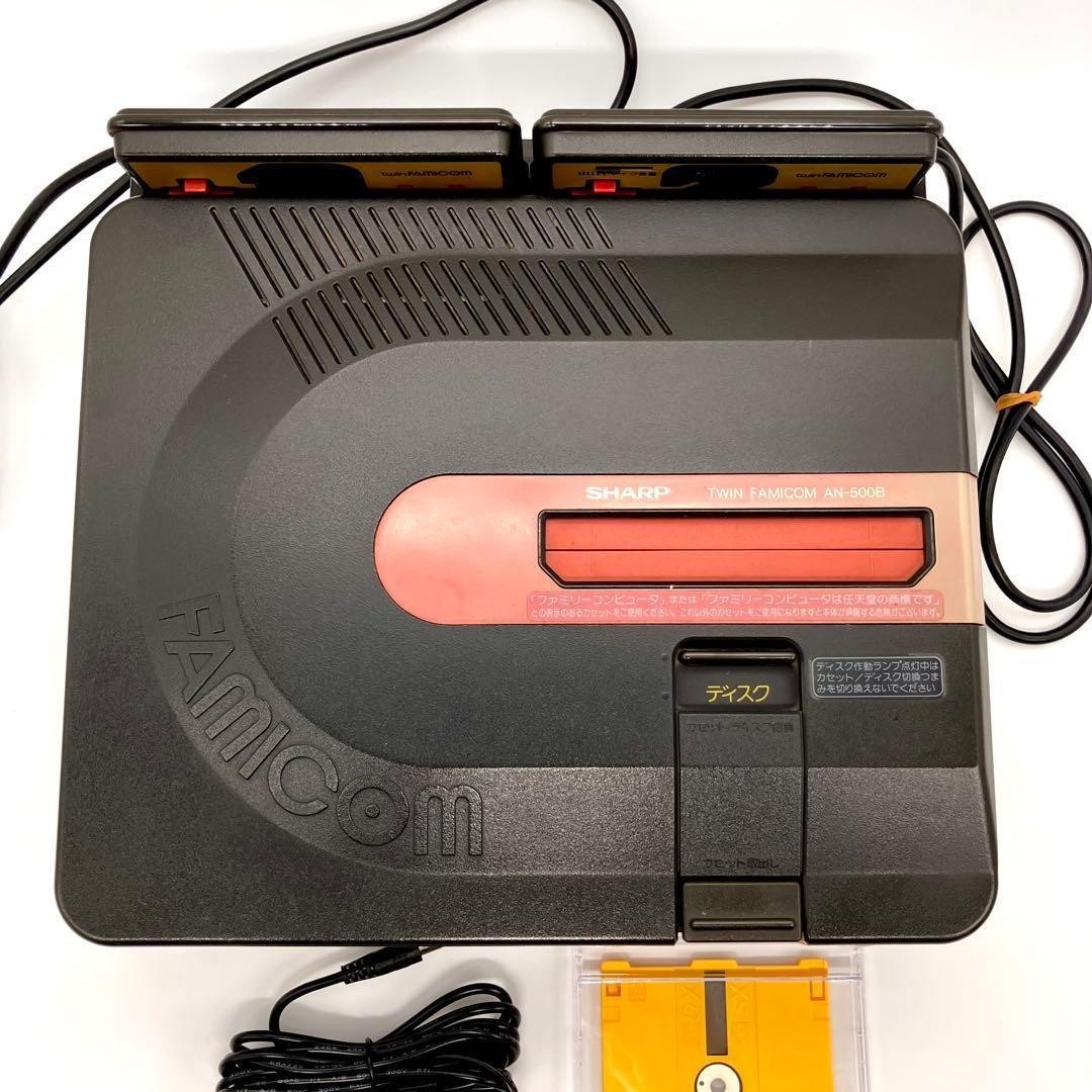 [Belt replaced] Twin Famicom console AN-500B + accessories + bonus item included