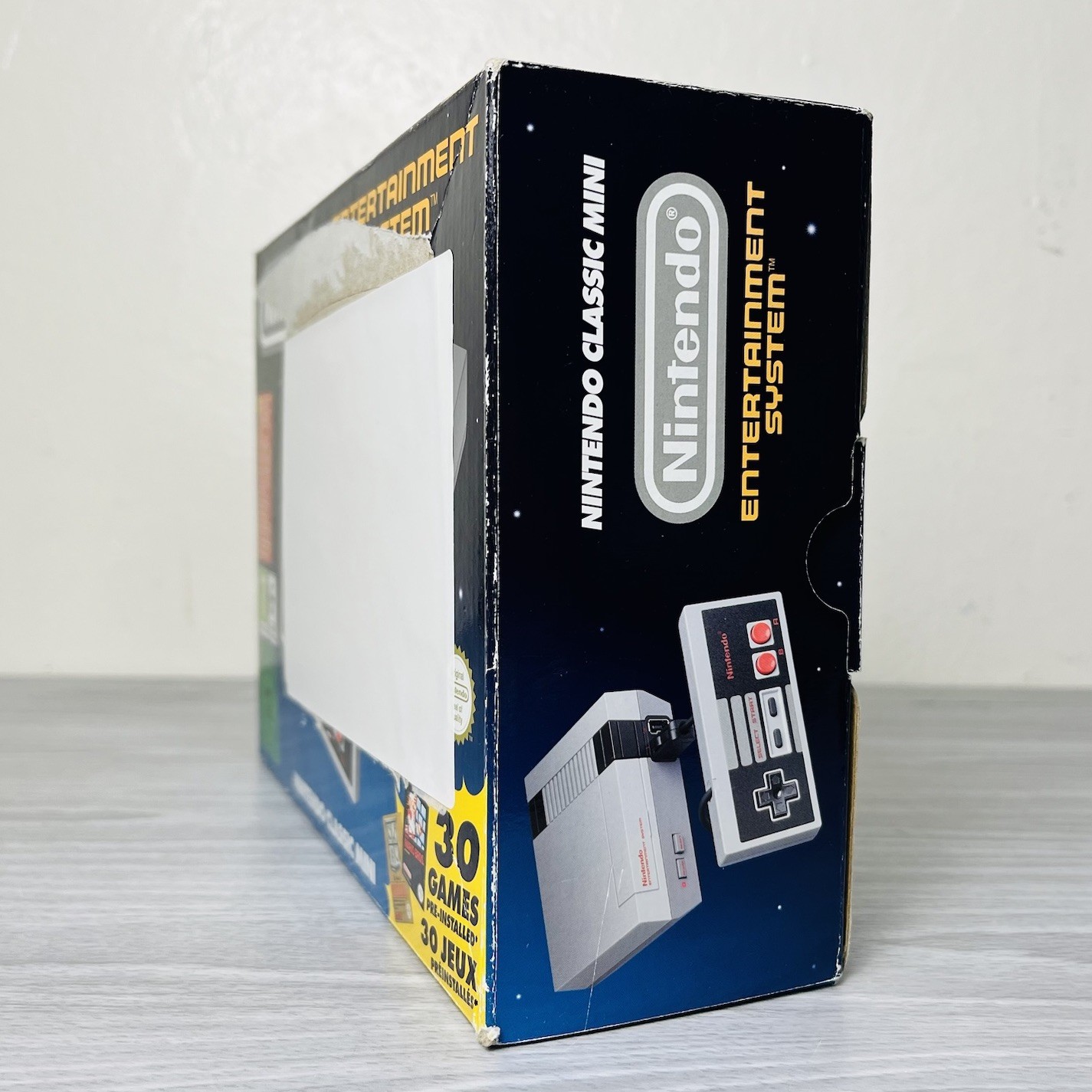 Nintendo NES Mini Classic Edition HDMI Console 30 Games EU Version AUTHENTIC