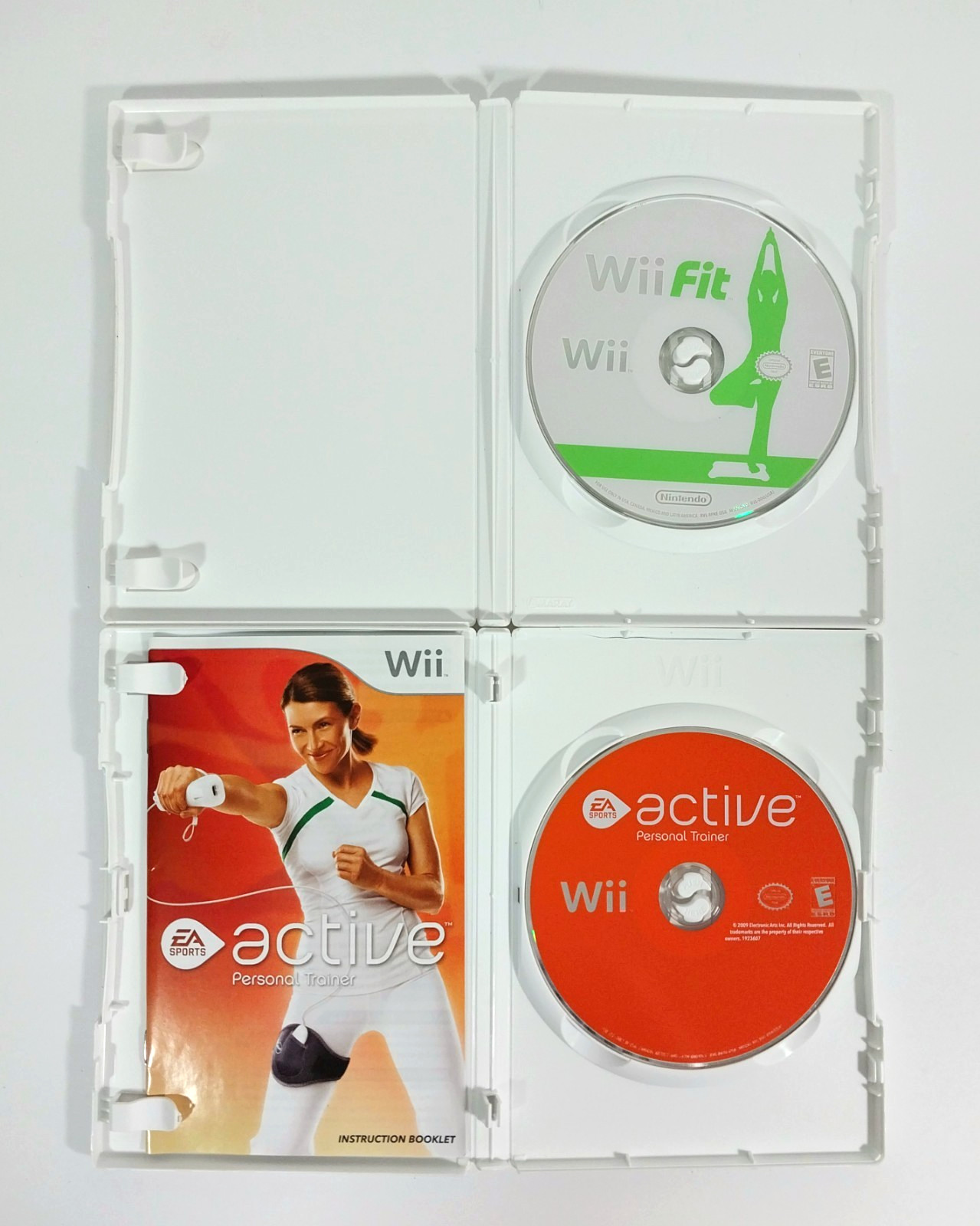 Nintendo Wii Gaming Console Bundle 1 Remote 1 Racing Wheel 7 Games