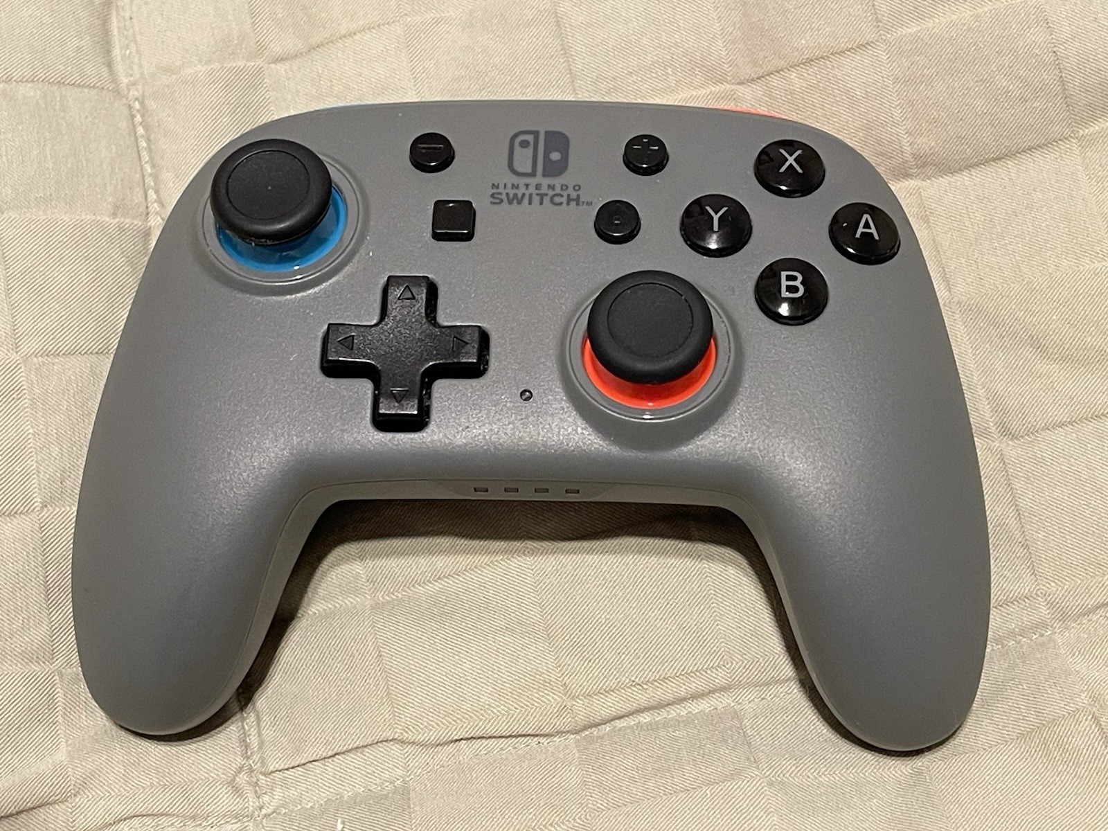 Nintendo Switch , 256 Micro SD, Pro Controller , Extra Dock, Case, EXCELLENT