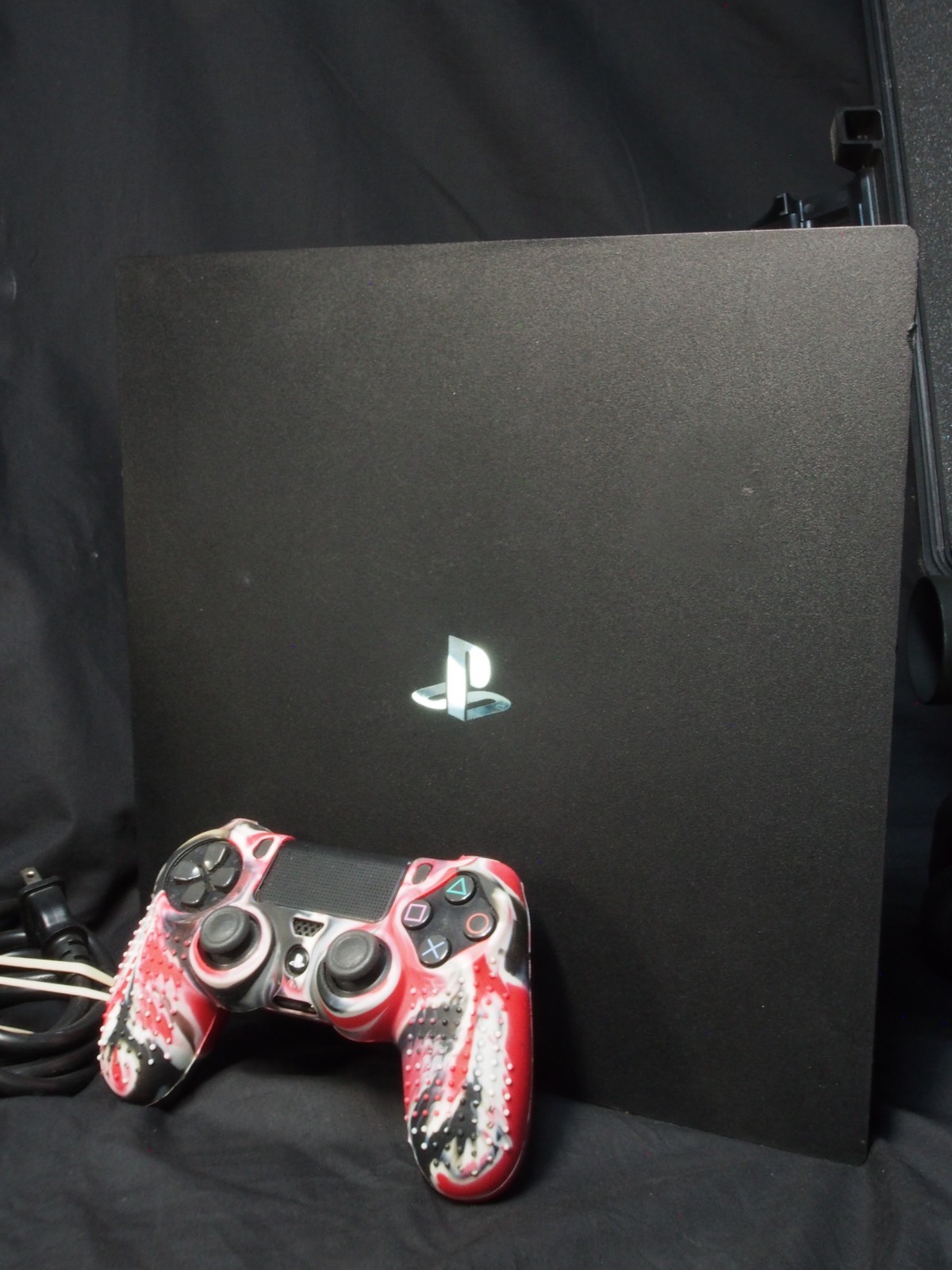 Sony PlayStation 4 Pro PS4 CUH-7115B 1TB Black Console DualShock4 Tested 4K