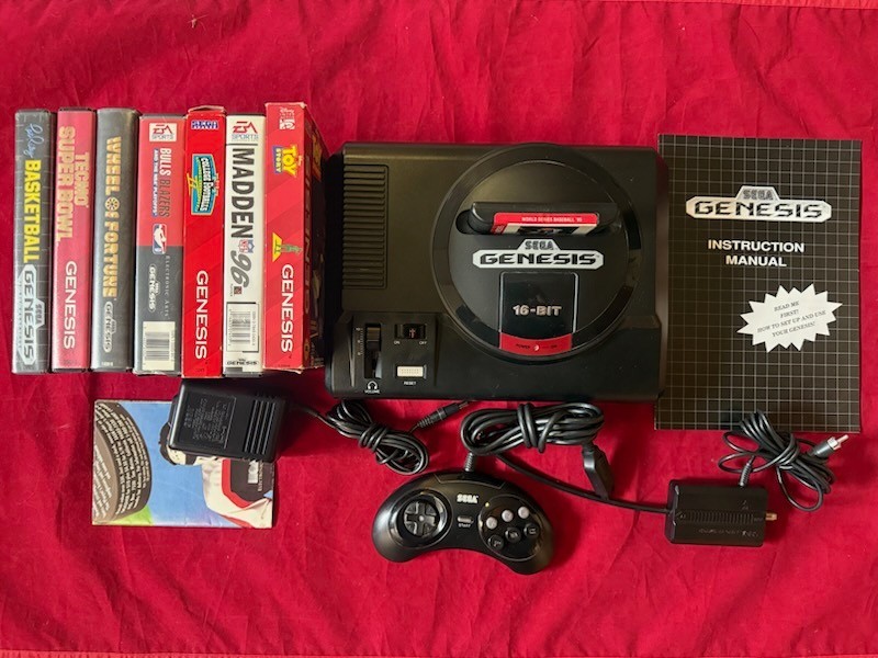 Sega Genesis Model 1 System Console Complete with 1 Controllers +8 Games