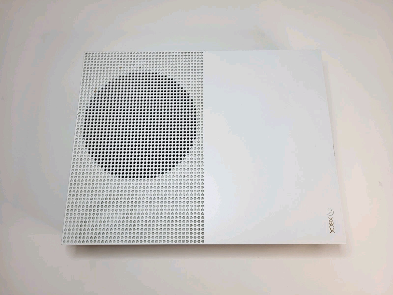 Microsoft Xbox One S White Console Model 1681 Used w/ Power 500GB