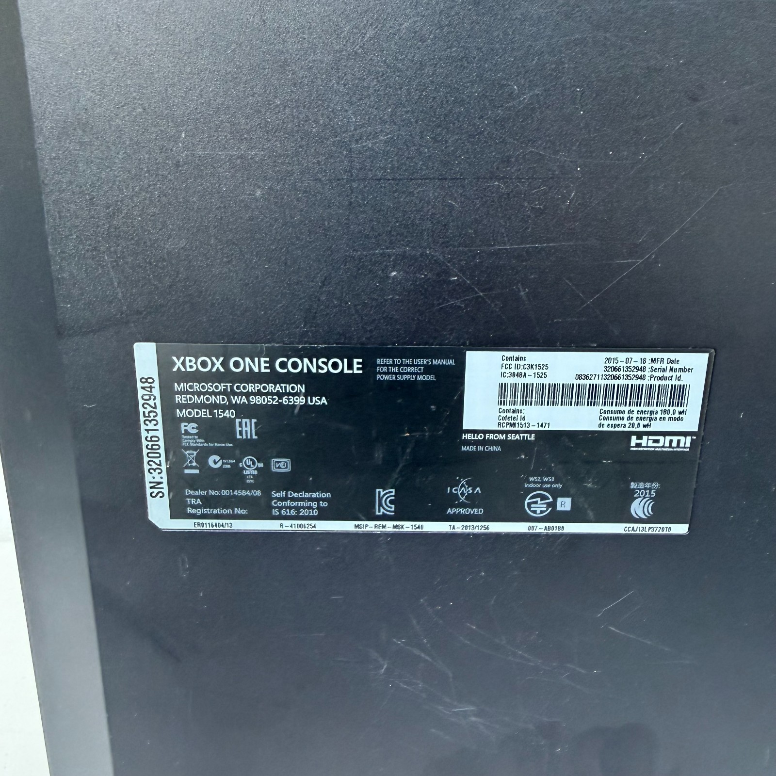 Xbox One 500GB Original Console Model 1540 / 1520 with Kinect Camera