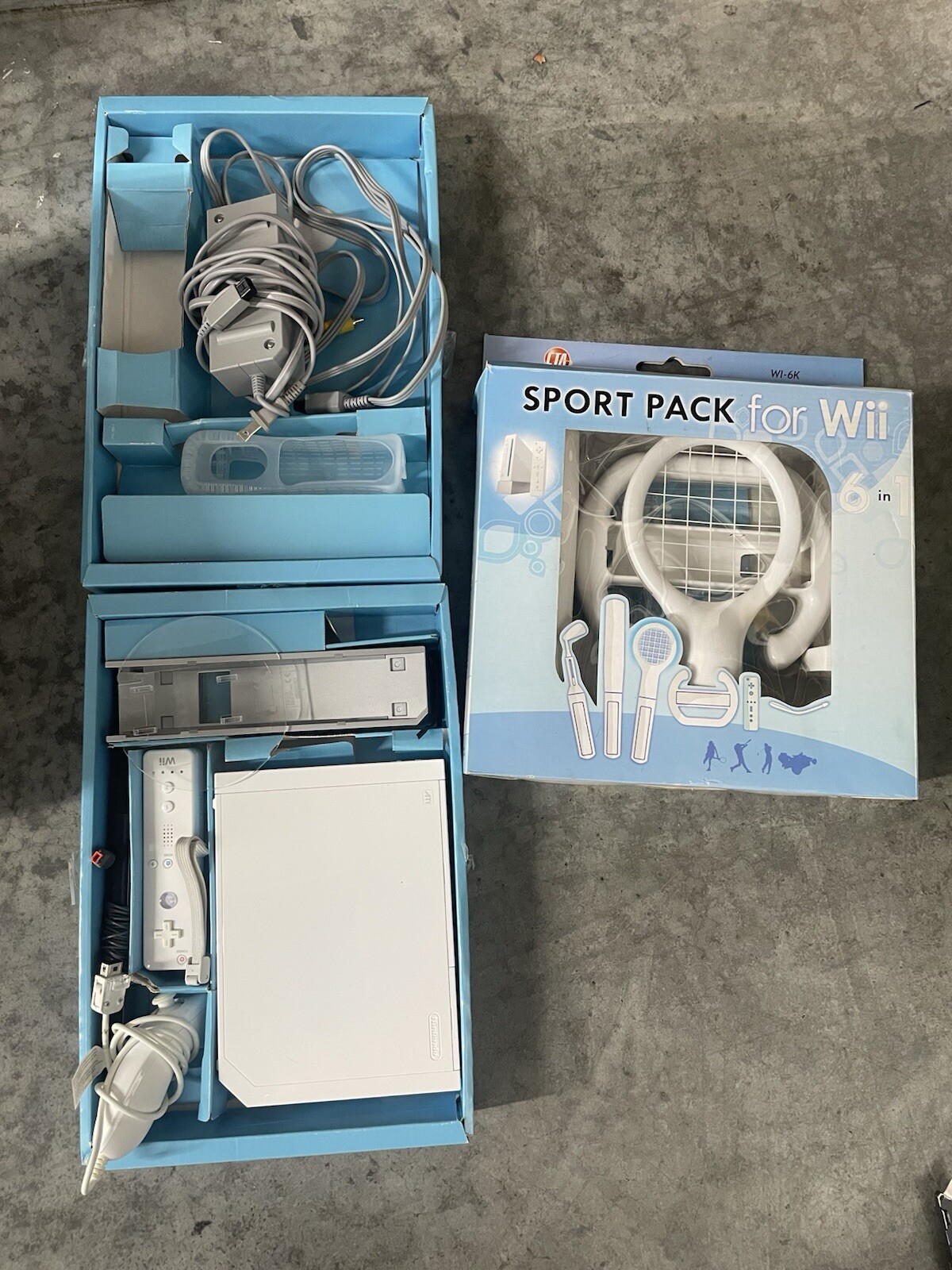 Nintendo Wii Sports Pack Included