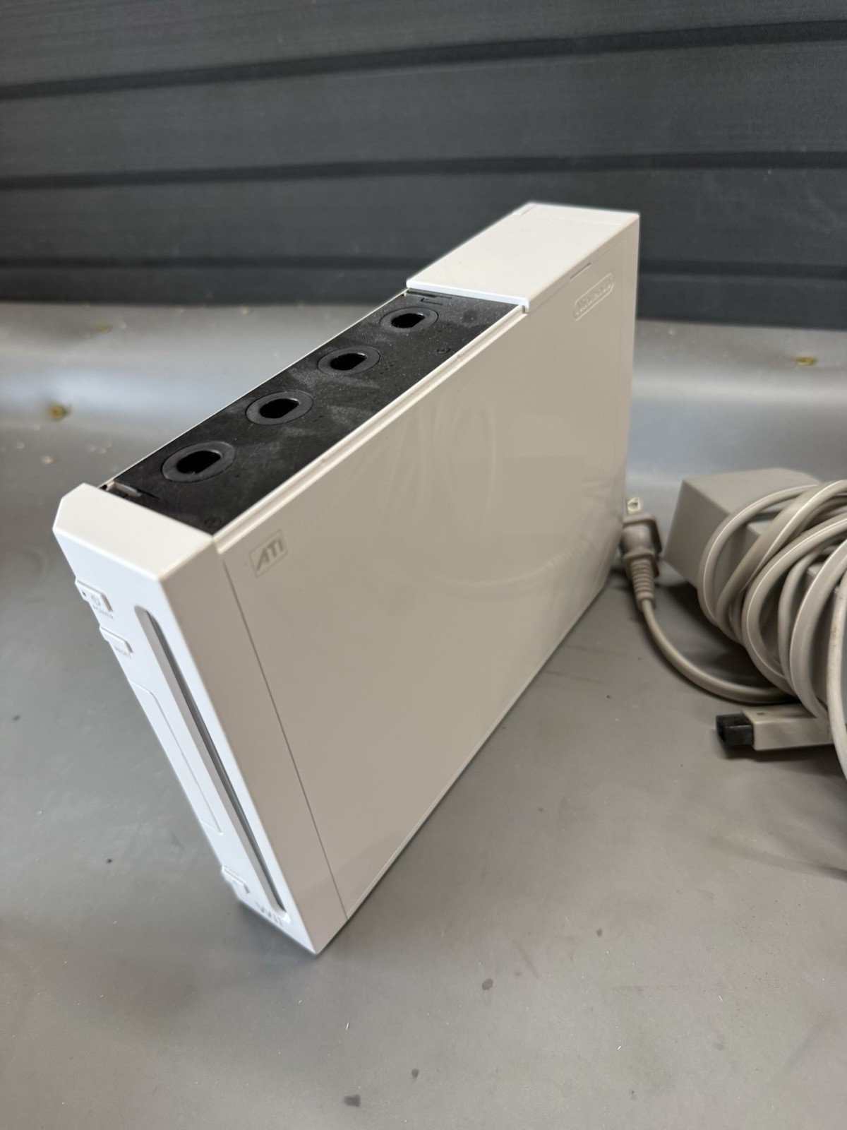 Nintendo Wii RVL-001 White Game Home Console System With 1 Remote