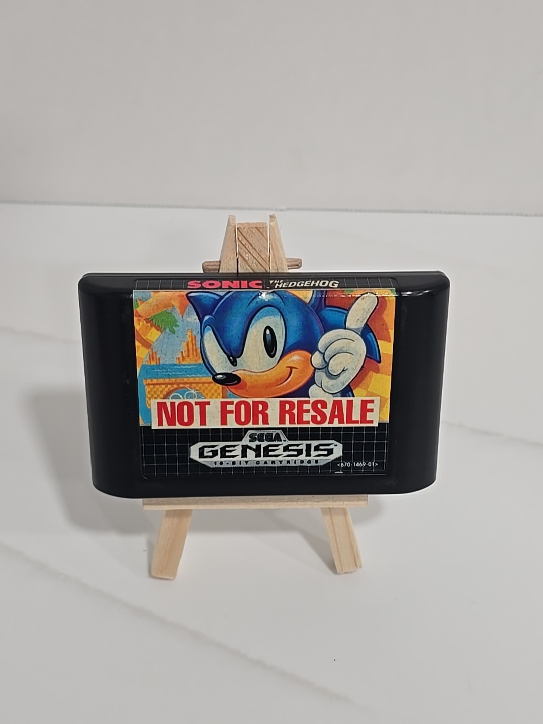 Original Sega Genesis Console Model 1601 + 2 Controllers & Sonic Hedgehog TESTED