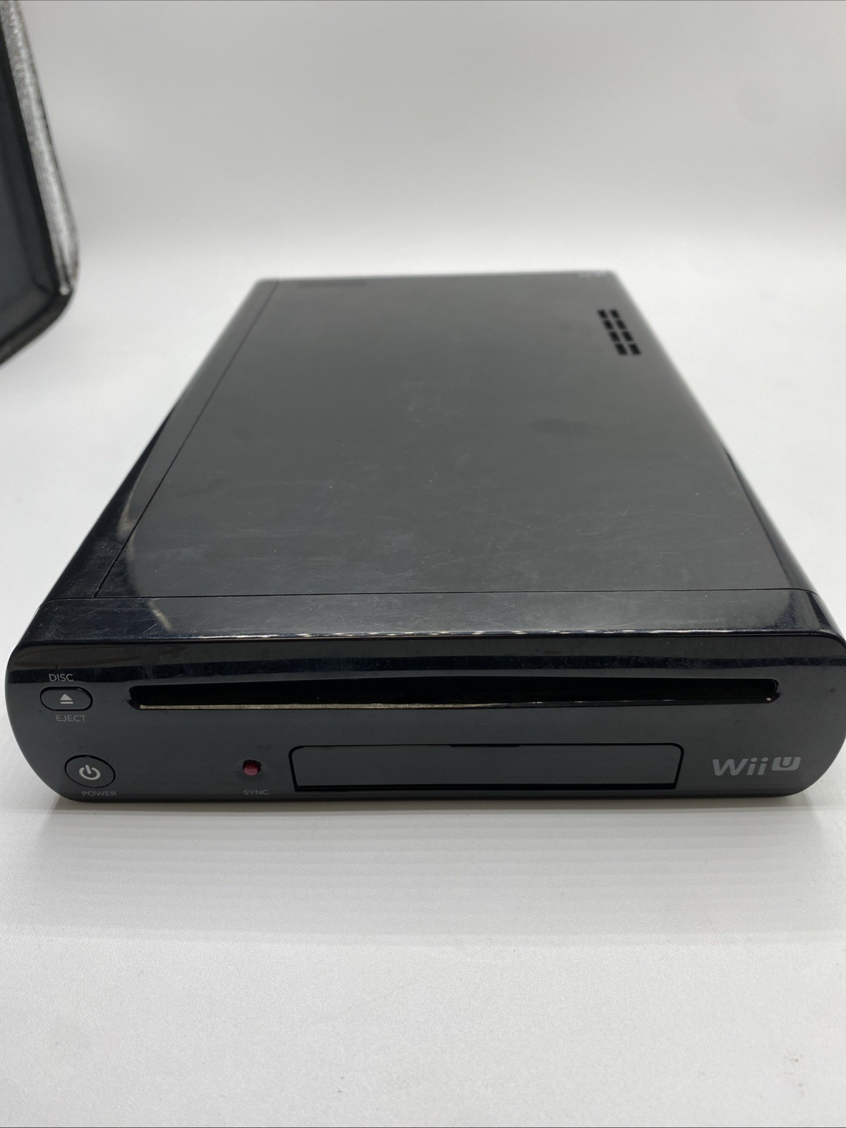 J4 Nintendo Wii U – WUP-101(2) 32GB – Black (Console Only)