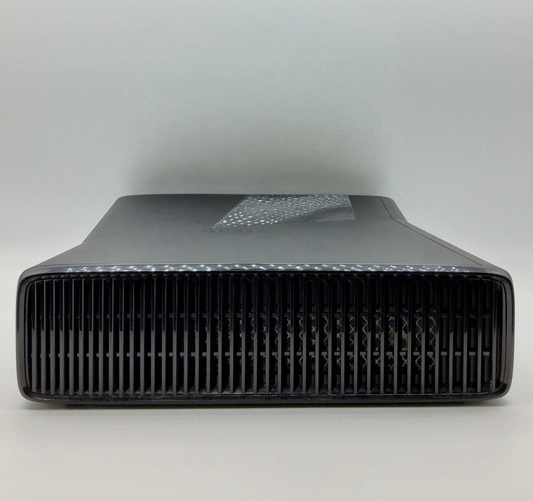 Xbox 360S 320GB Kinect Bundle w/ Kinect Game, Sensor, Power Brick & Cord• Tested