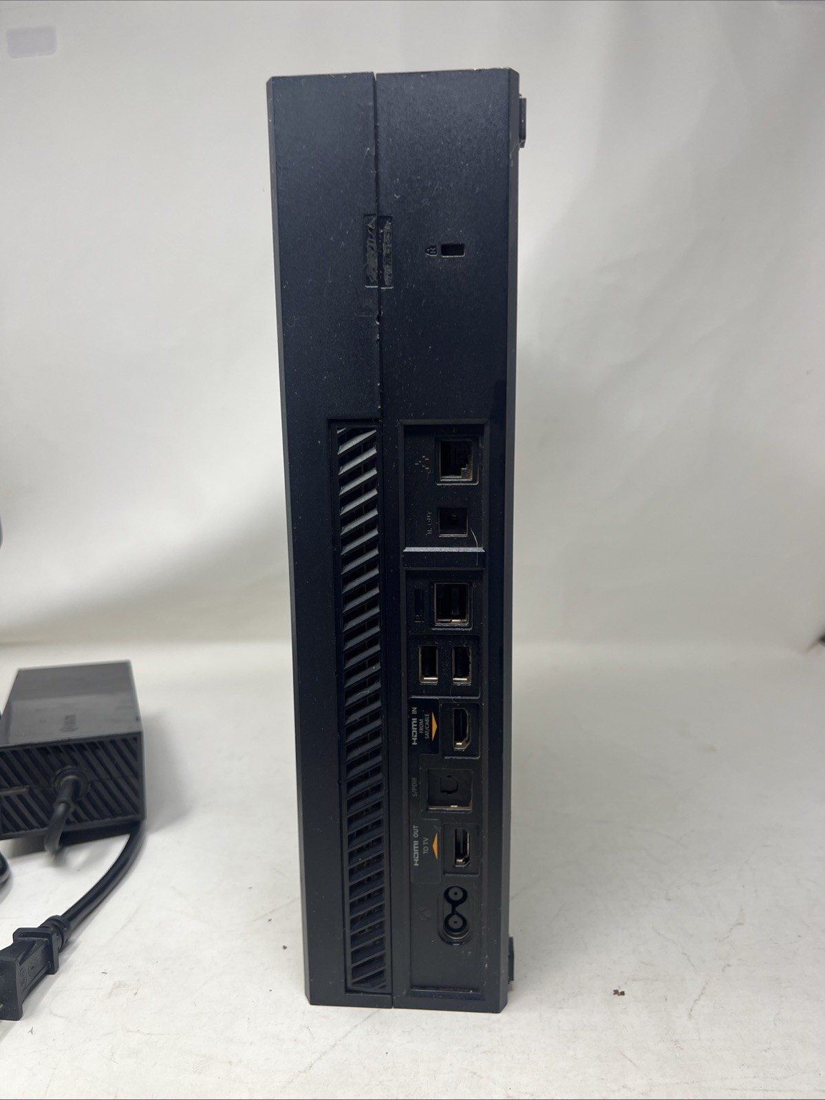 Microsoft Xbox One 500GB Console – Black (5C5-00025)