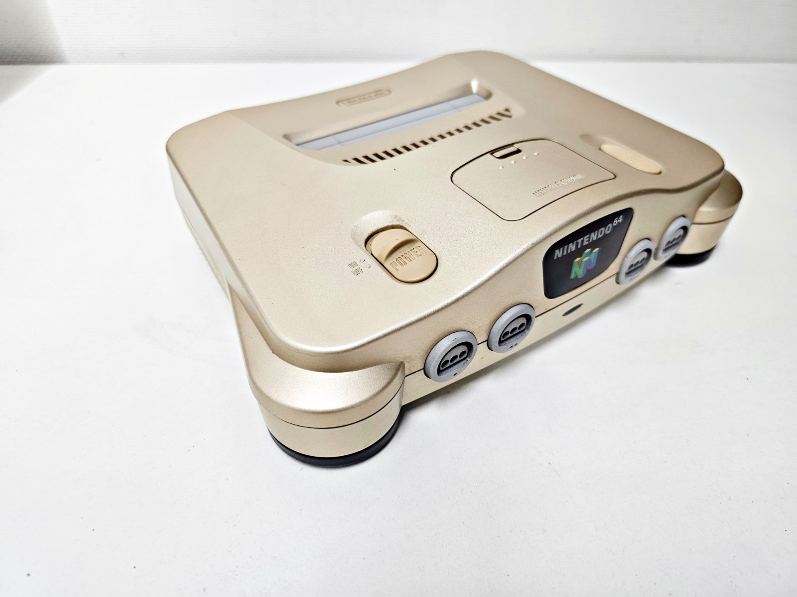 Nintendo 64 Console Gold & Mini HORI 607 JAPAN