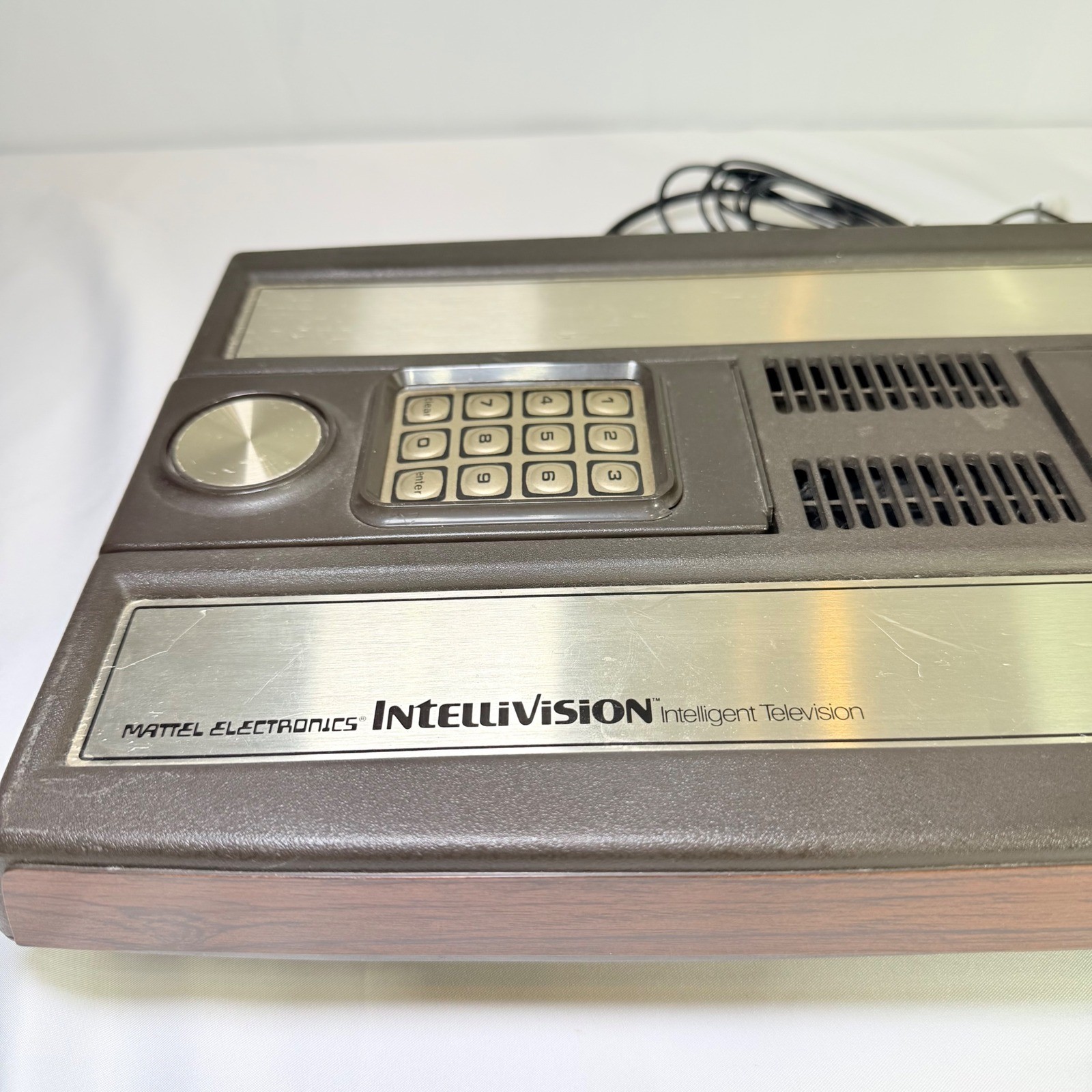 Mattel Electronics IntelliVision Model 2609 Vintage Video Game Console Woodgrain