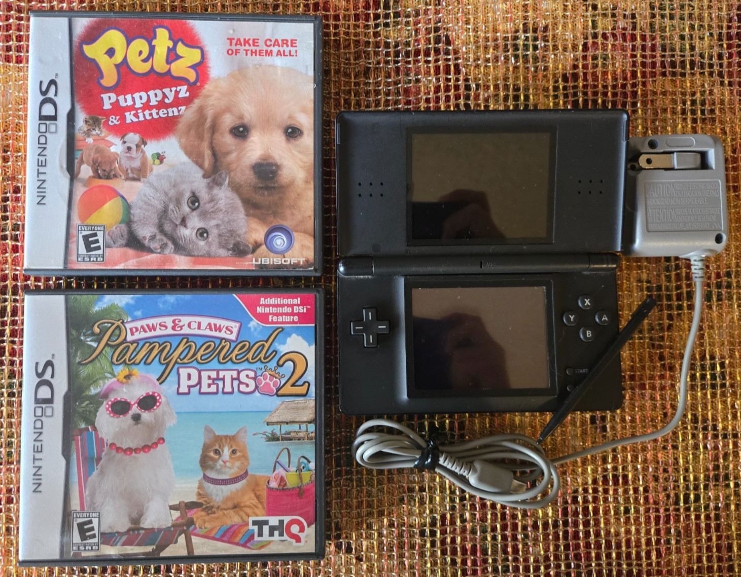 Nintendo DS Lite Console Black With Games, Charger & Stylus TESTED