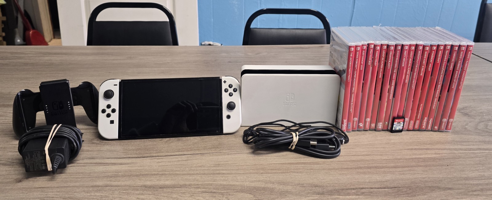 Ultimate Nintendo Switch OLED White Console Bundle With 21 Awesome Games