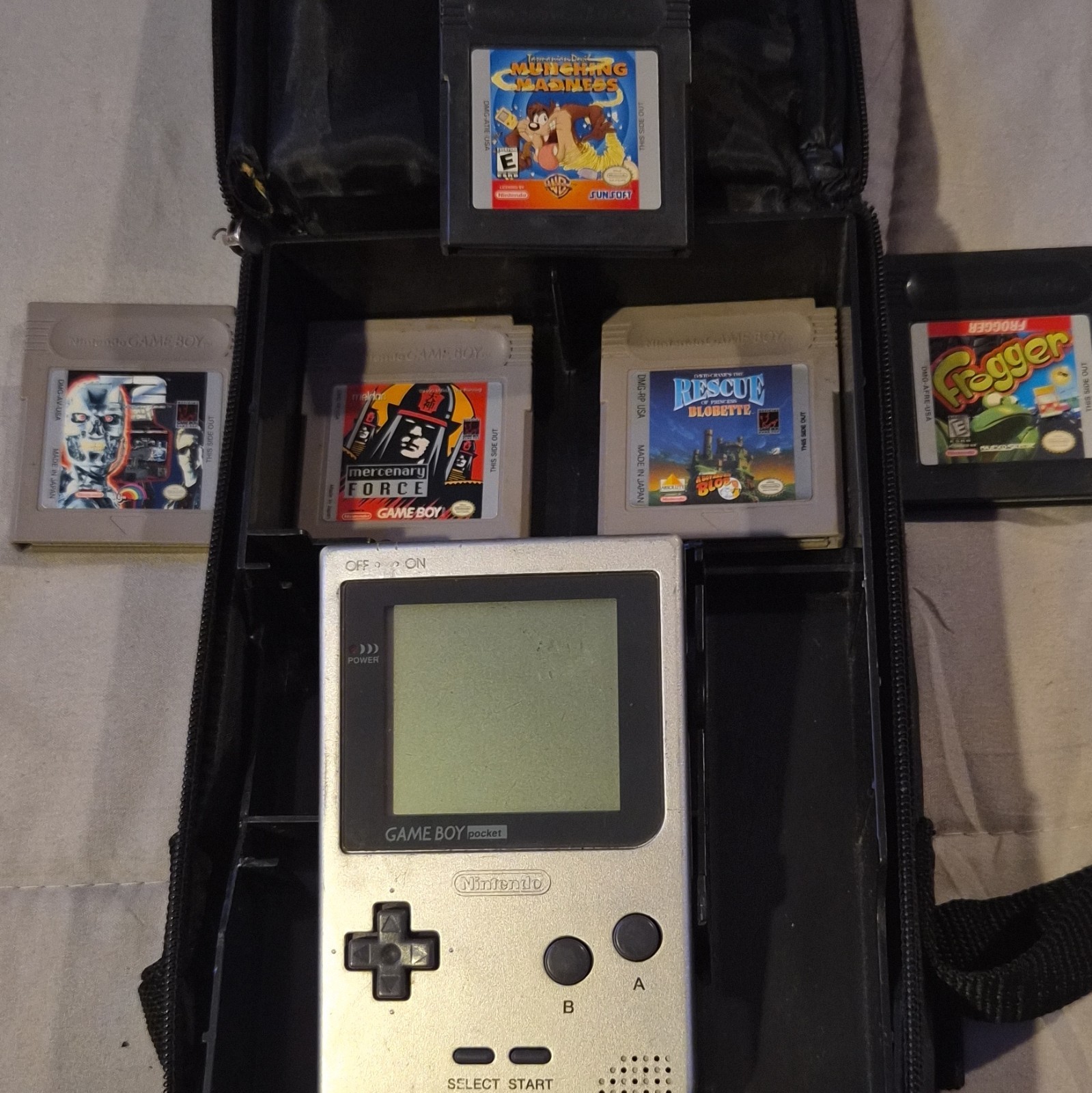 Nintendo Game Boy Pocket Silver MGB-001 Handheld w/5 games/case Mercenary Force