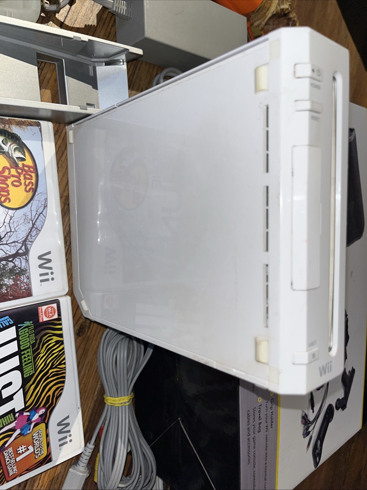 Nintendo Wii GameCube Compatible Deer Drive Cabelas Bundle Hunting RVL-001