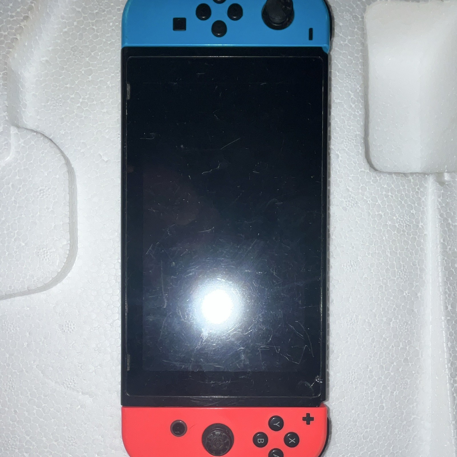 Nintendo Switch HAC-001 Handheld Console Neon Red/Blue Joy-Con 32GB 1080p