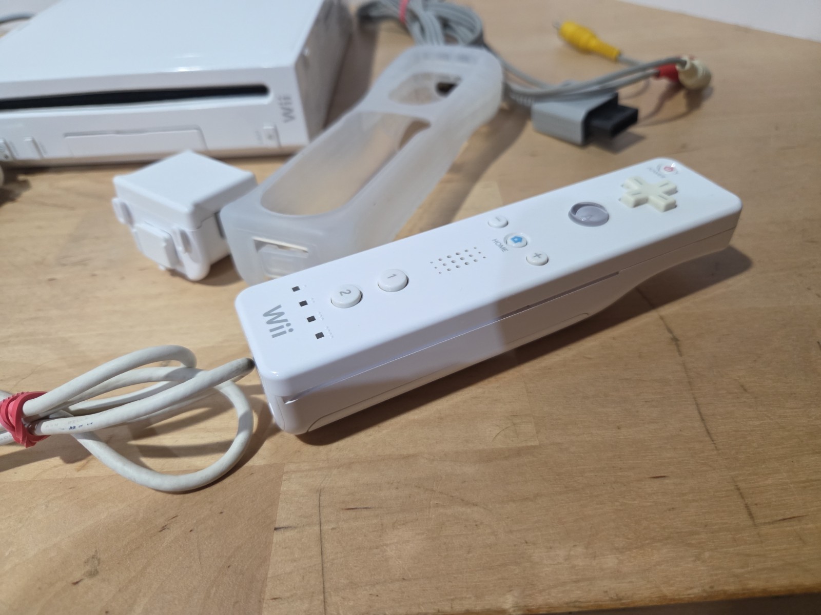Nintendo Wii Console RVL-001 Controller Nunchuck All Cables Tested