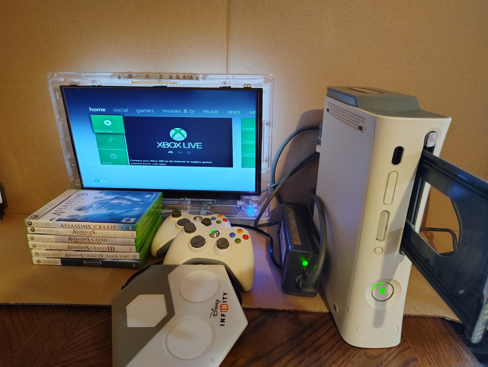 Microsoft Xbox 360 Console With 6 Assassin’s Creed Games Bundle Tv Not Included