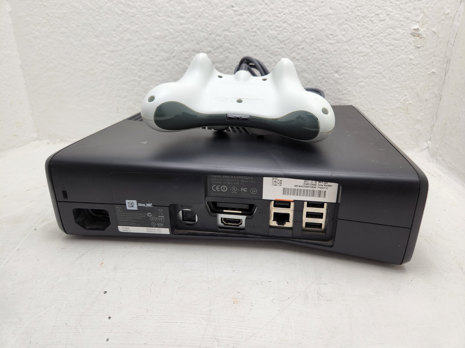 Microsoft xbox 360 slim console bundle w/ 6 games – Fully Tested
