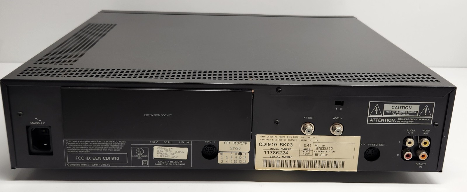 Philips CDI-910 Console/System ONLY – PARTS Or REPAIR Powers On – Won’t Read