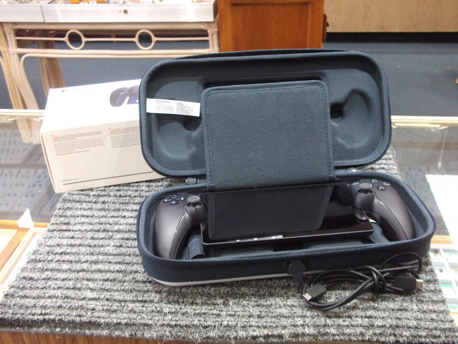 Sony PlayStation Portal Remote Player for PlayStation 5 (Midnight Black)