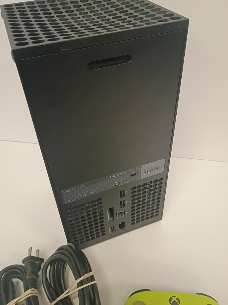 MICROSOFT XBOX SERIES X – CONSOLE – 1TB – 1882 (P04024615)