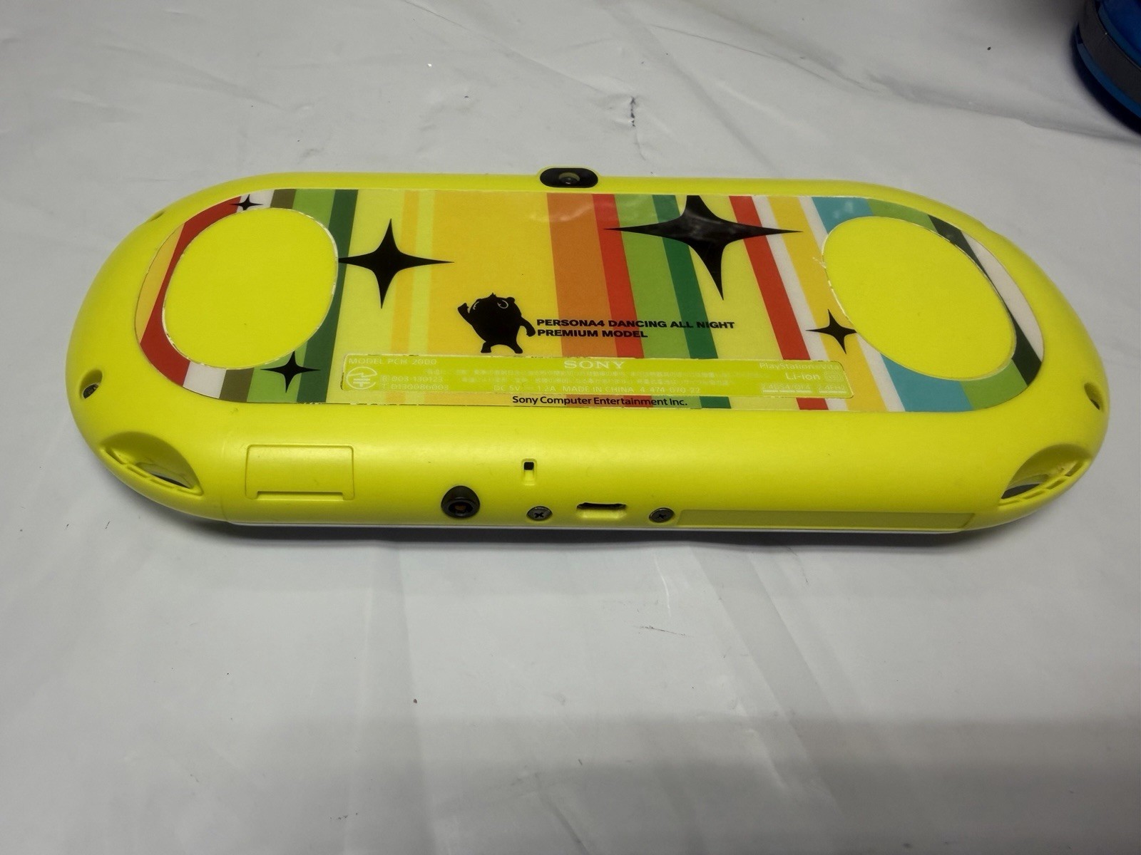 Sony PlayStation PS Vita PCH-2000 Persona 4 Dancing All Night Limited Edition