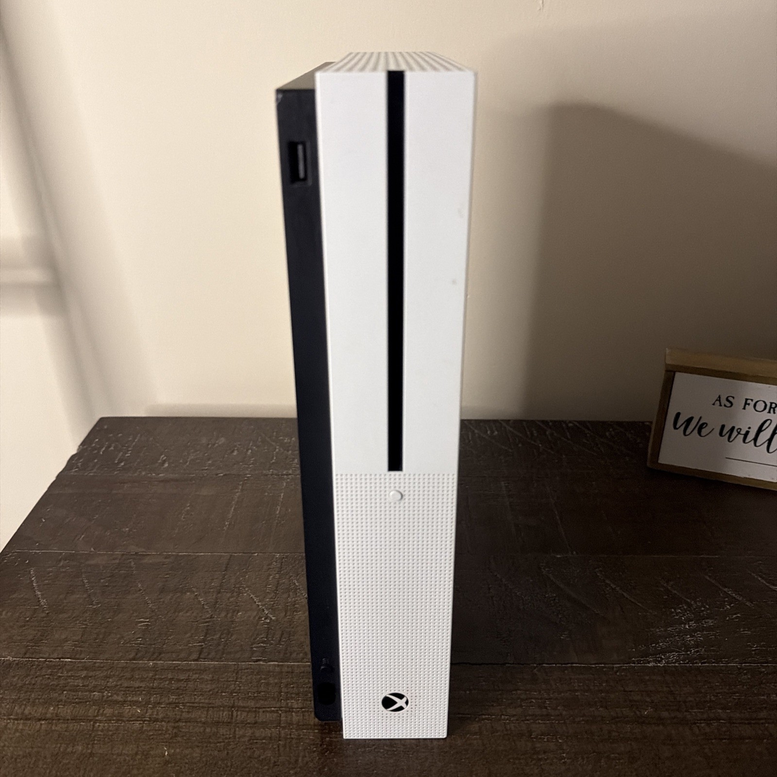 Microsoft Xbox One S 1TB White 4K UHD Console “UnTested”