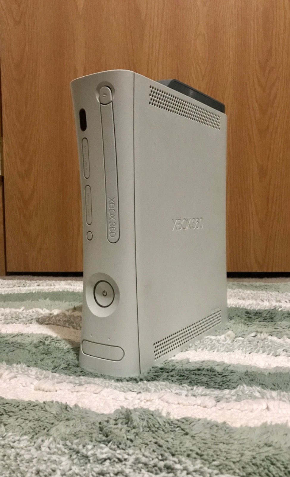 Xbox 360 Pro 60GB White Console Bundle – Read Description