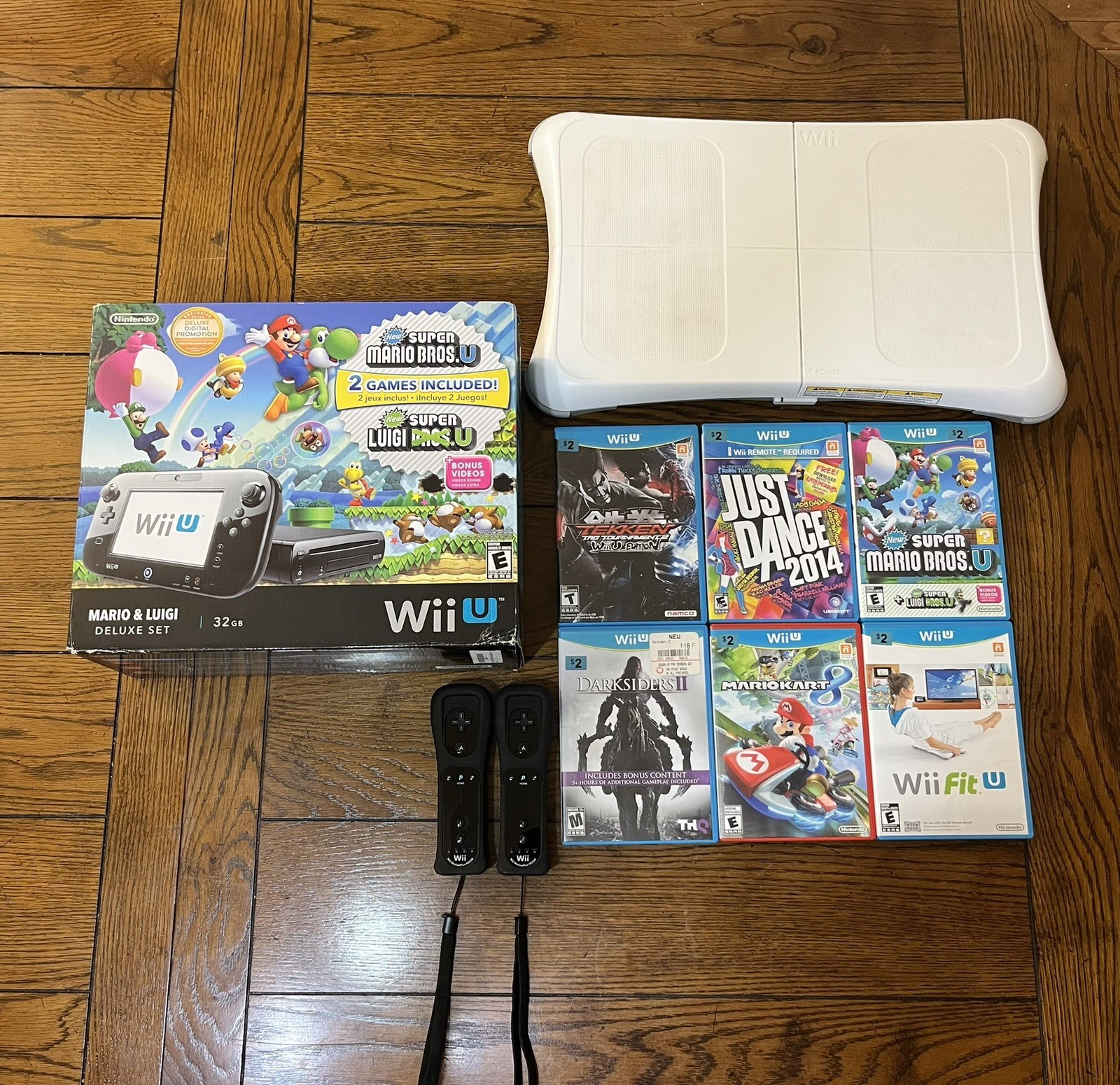 Nintendo Wii U 32GB Mario & Luigi Deluxe Set Tested + Games & Wii Fit U Board