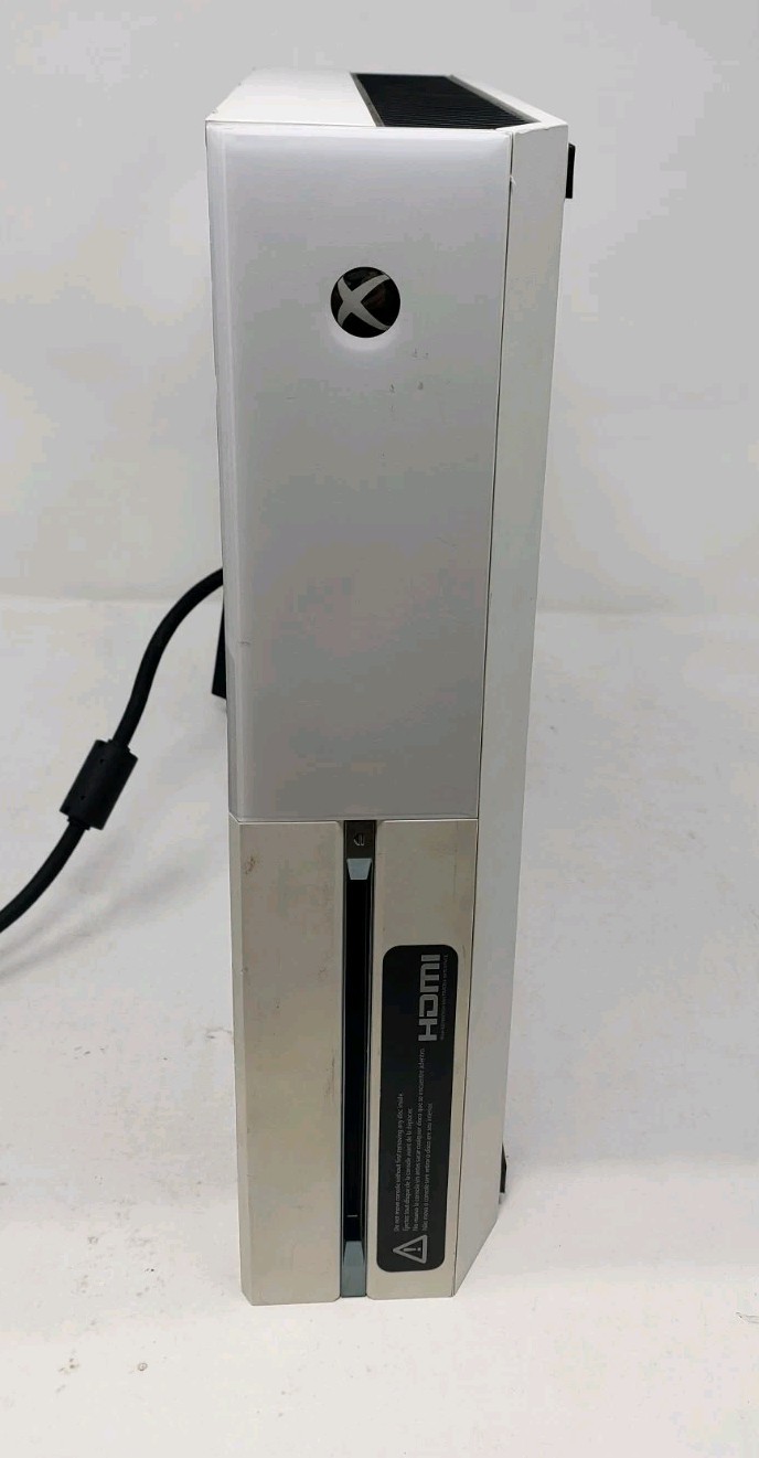 Microsoft Xbox One 1540 500GB Console White -with kinect