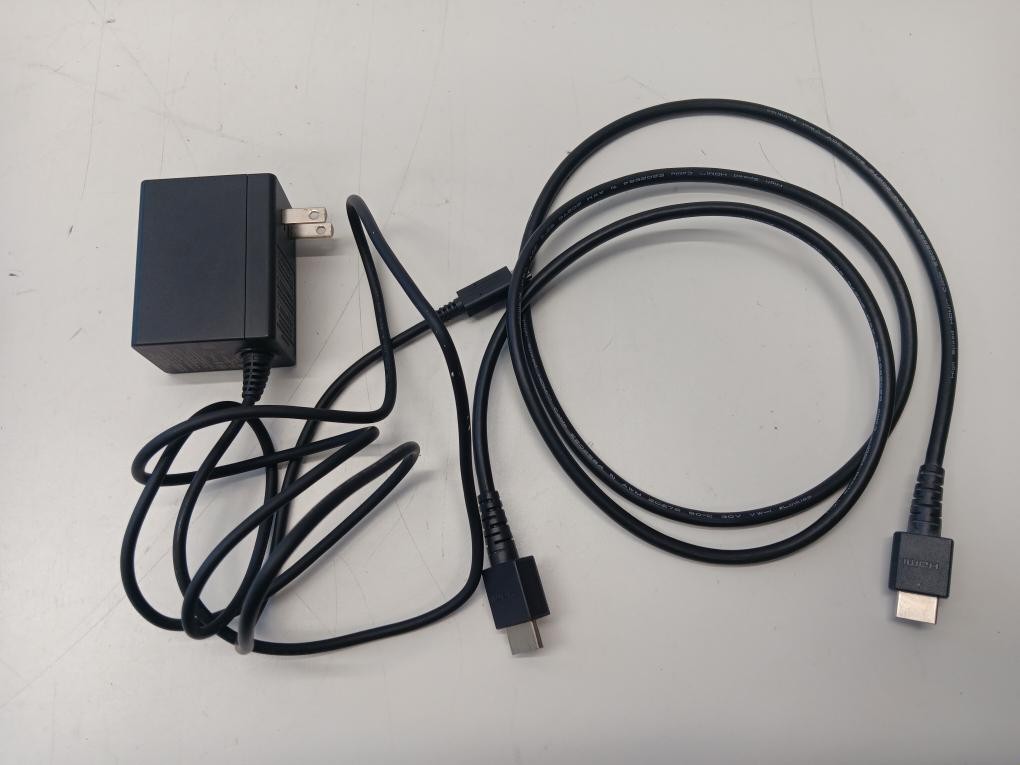 NINTENDO SWITCH HANDHELD – HAC-001(-01) V2 (P07015848)