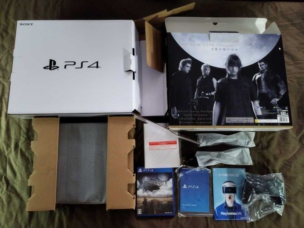 SONY PlayStation4 PS4 Final Fantasy XV 15 Luna Limited Edition Japan Excellent