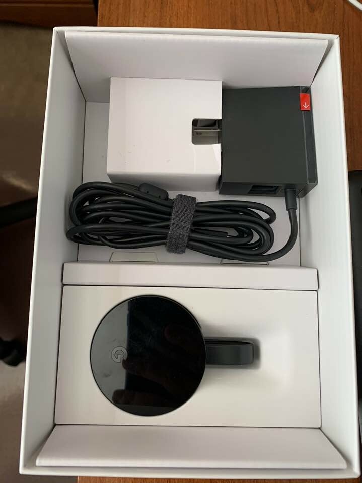 Google Stadia Premiere Edition Controller + Chromecast Ultra Pre-owned