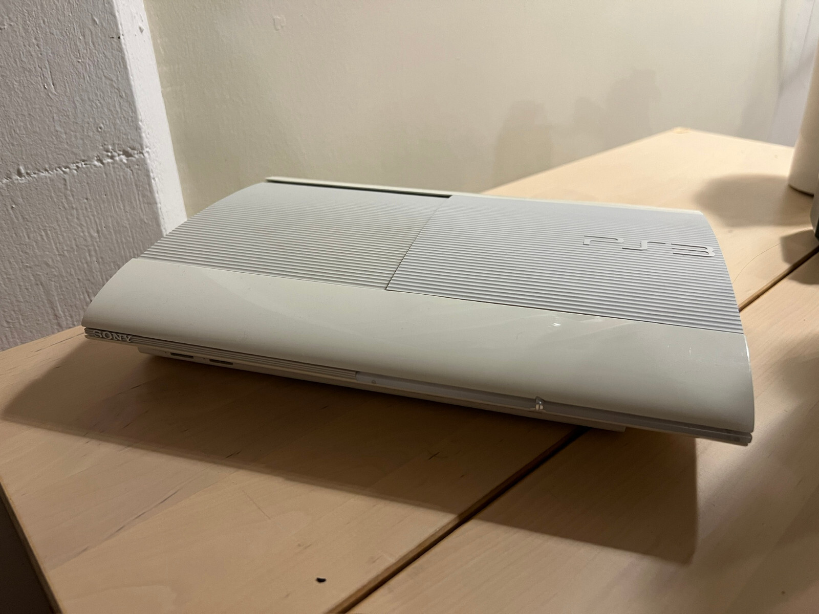 500GB White Sony PlayStation 3 Super Slim – CECH-4001C – CONSOLE ONLY