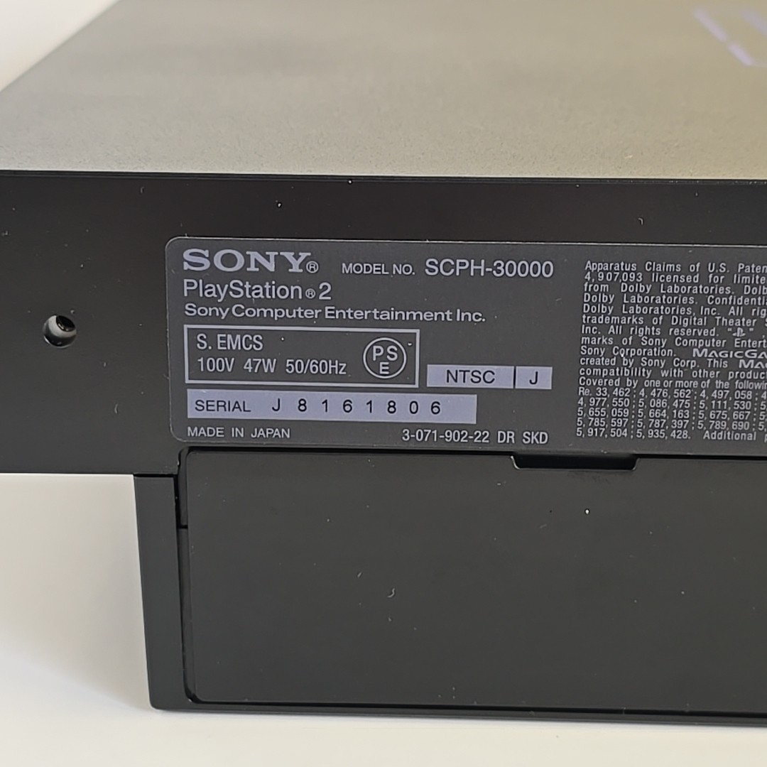 Sony PlayStation 2 PS2 SCPH-30000 Complete in Box Japanese with CD Player Disc