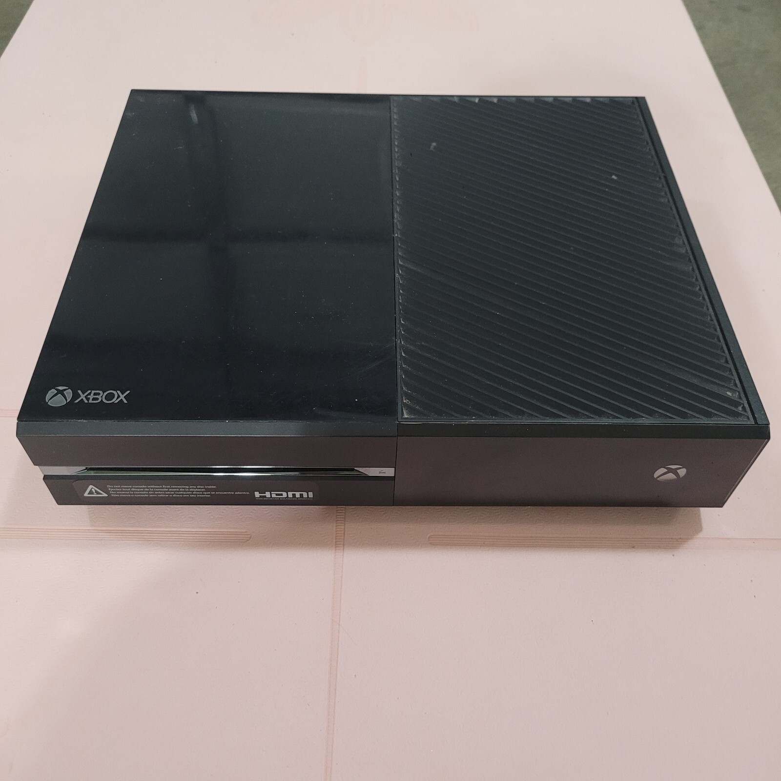 Microsoft Xbox ONE 500GB System Console Bundle Kinect Controller + 5 Free Games