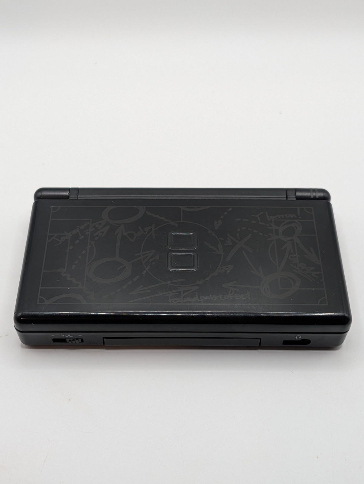 Nintendo DS Lite Console Winning Eleven Edition – Tested + Charger