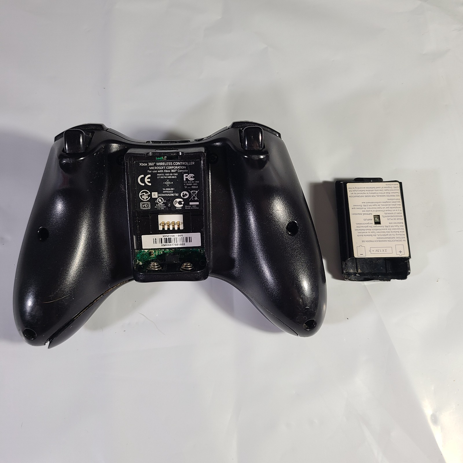 Microsoft Xbox 360 S 4GB Black Console Power Supply & Controller Tested & Works