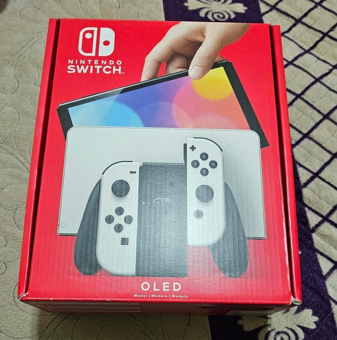 Nintendo Switch OLED 64GB w/ 3 Games & A Carrying Case For The Switch